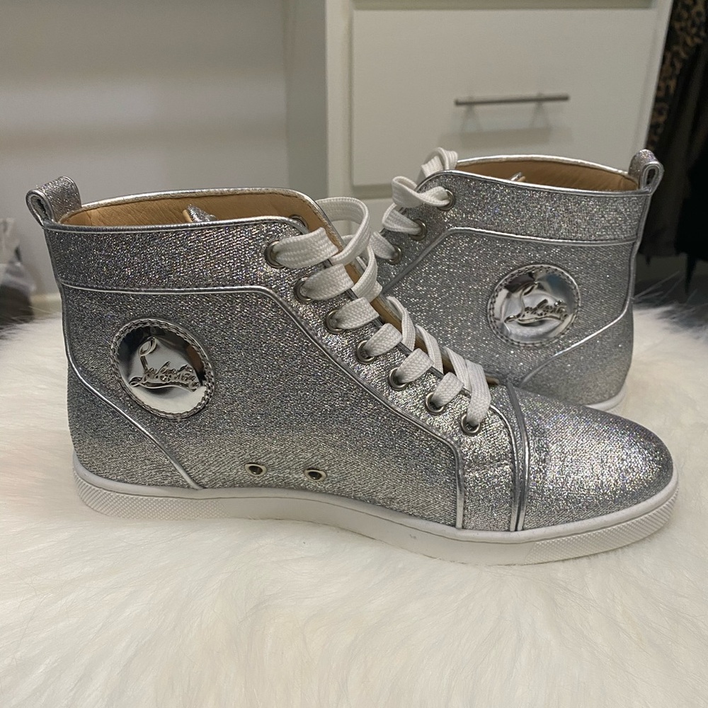Sneakers - Picture 5 of 16